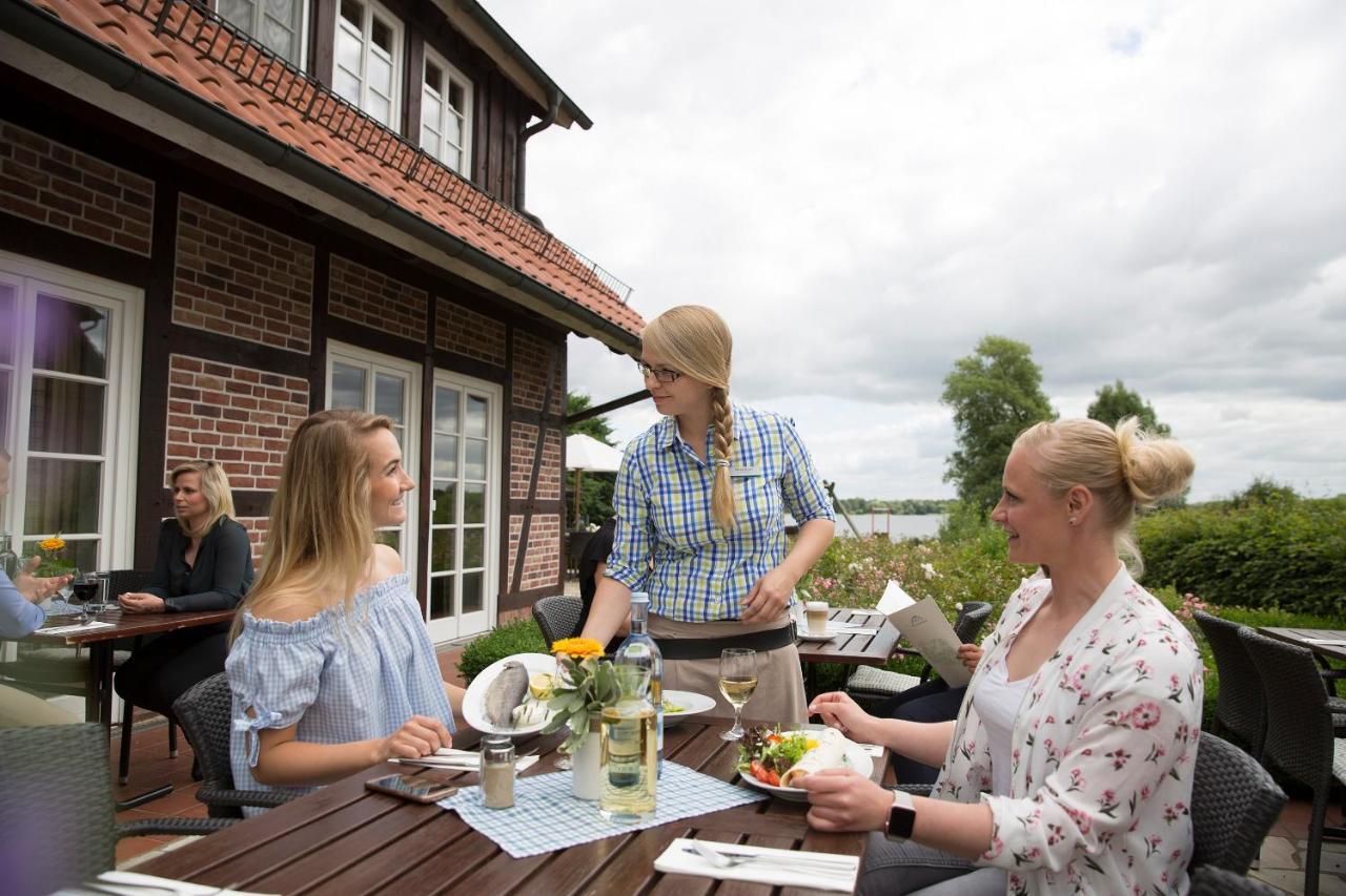 Fischhaus Am Schaalsee Zarrentin am Schaalsee Exterior foto